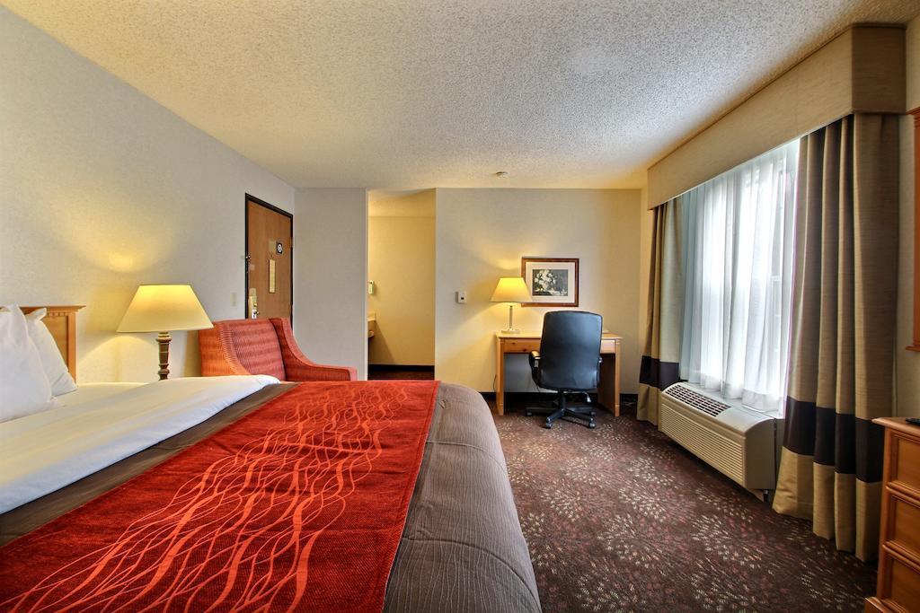 Comfort Inn Fond Du Lac Eksteriør billede